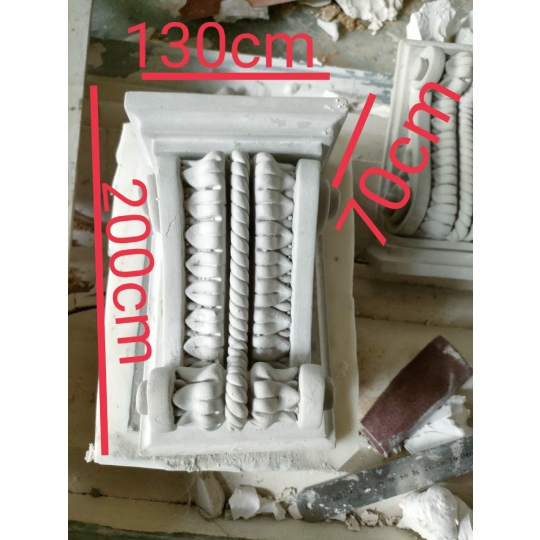 Mẫu con sôn hoa văn
