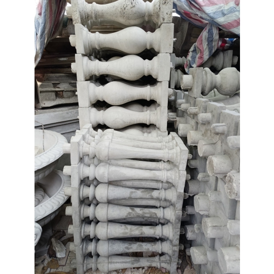 CON TIỆN LAN CAN